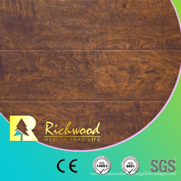 Suelo laminado de parquet de roble raspado a mano con tablones de vinilo